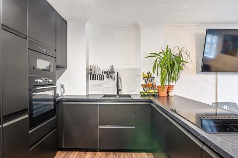 3 bedroom maisonette for sale, CHARTWELL PLACE, CHEAM, SUTTON, SM3