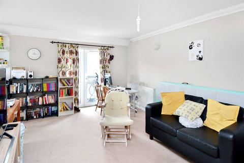 2 bedroom apartment for sale, Westmeads Road, Whitstable