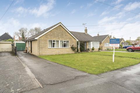 2 bedroom semi-detached bungalow for sale, Sycamore Road, Launton, OX26