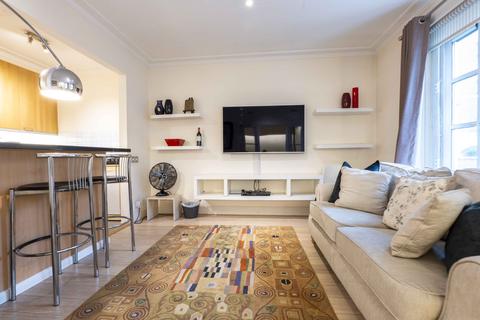 1 bedroom flat to rent, Juniper Court, Kensington, London, W8