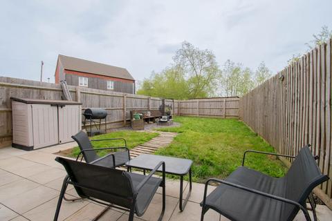 3 bedroom end of terrace house for sale, Windlass Close, Loughborough