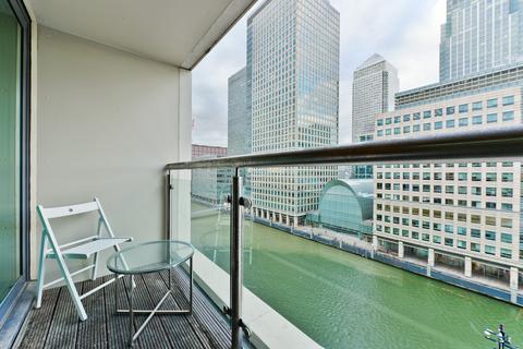 2 bedroom apartment to rent, South Quay Square, London E14