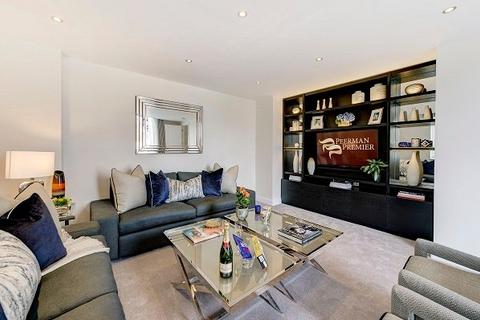 3 bedroom penthouse to rent, Ebury Street, London, SW1W