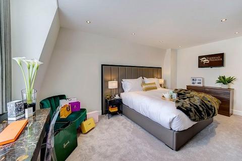 3 bedroom penthouse to rent, Ebury Street, London, SW1W