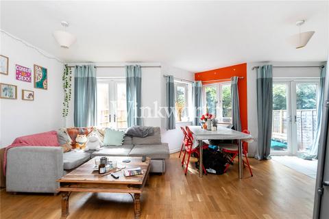 2 bedroom apartment for sale, Carlingford Road, London, N15
