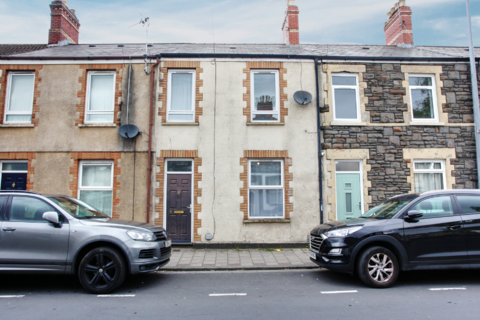 3 bedroom terraced house to rent, Willowdale Road, Cardiff CF24