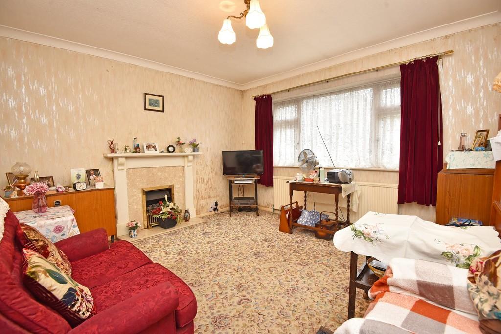 Manor Road, Knaresborough 3 bed detached bungalow for sale £300,000