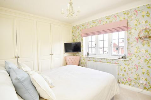 10 Spellow Crescent, Staveley, Knaresborough, HG5 9LJ