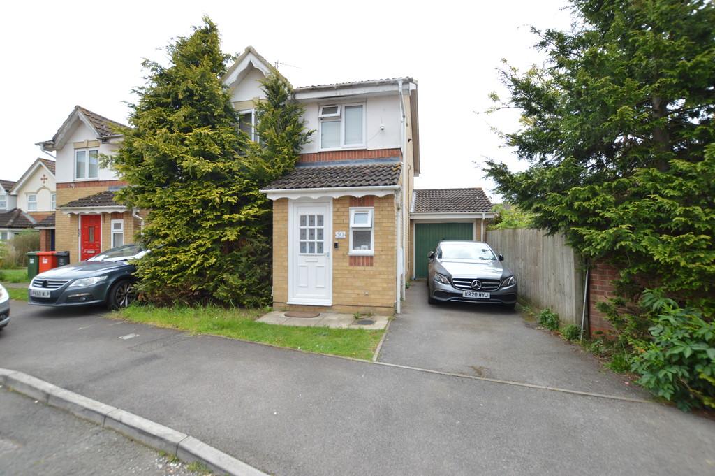 Hunters Way, Slough 3 bed link detached house for sale £525,000