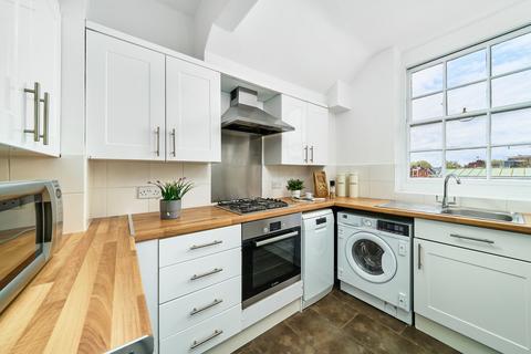 2 bedroom apartment for sale, Beaufort Street, Chelsea