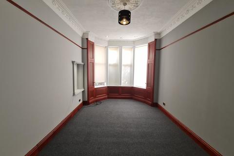 2 bedroom apartment to rent, Overdale St, Langside G42