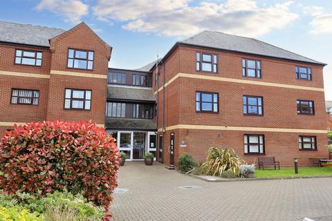 2 bedroom apartment for sale, Harvest Court, Suffolk IP11