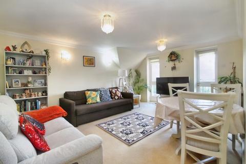 2 bedroom apartment for sale, Elrington Road, Woodford Green
