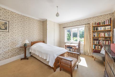 3 bedroom flat for sale, Strawberry Hill Road, Twickenham