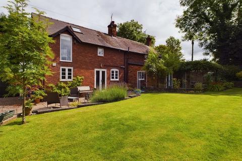 3 bedroom detached house for sale, Cannock Road, Brocton