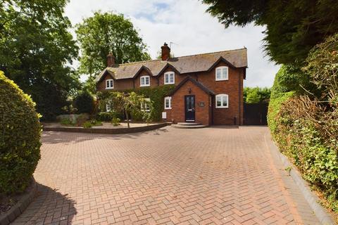 3 bedroom detached house for sale, Cannock Road, Brocton