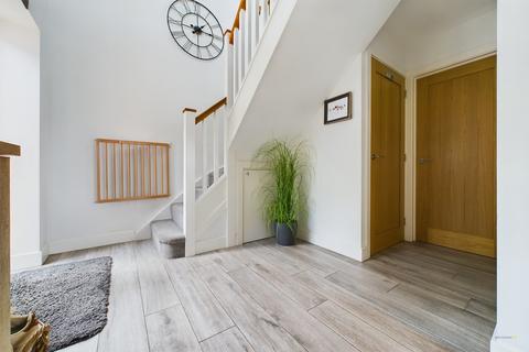 81b Beech Lane, Stretton, Burton-on-trent, DE13 0DU