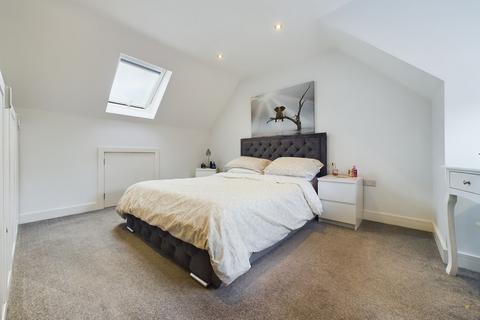 81b Beech Lane, Stretton, Burton-on-trent, DE13 0DU
