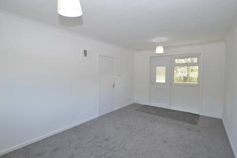 1 bedroom flat to rent, Taylor Avenue, Cowdenbeath, KY4