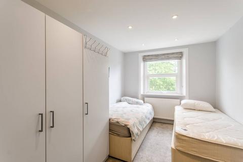 1 bedroom flat to rent, Harrow Road, Maida Vale, London, W9