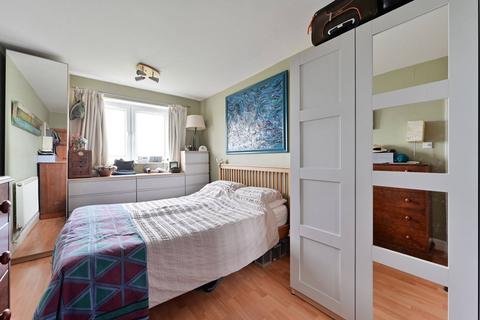 1 bedroom flat for sale, Ludovick Walk, Barnes, London, SW15