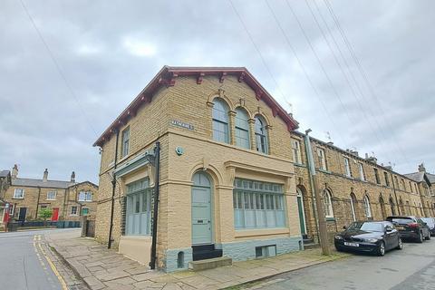 2 bedroom end of terrace house for sale, Katherine Street, Saltaire, West Yorkshire
