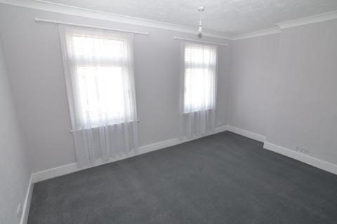 2 bedroom terraced house to rent, Anne Of Cleves Road, Dartford DA1