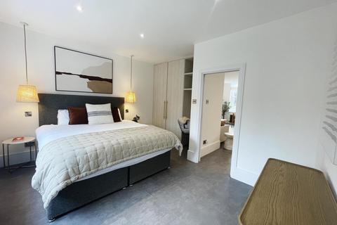 2 bedroom flat to rent, Brondesbury Road, Queens Park, NW6