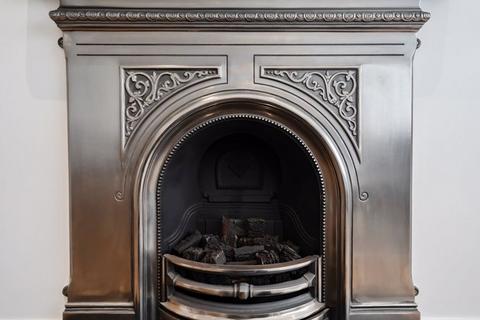 46 Colyer Close, London, SE9 3QG