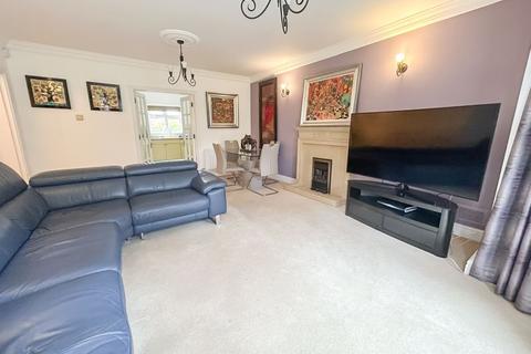 2 bedroom apartment for sale, Thornhill Court, Thornhill Road, Streetly, Sutton Coldfield