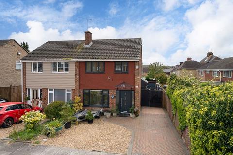 14 Apollo Close, Dunstable, LU5 4AQ