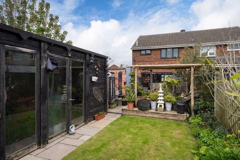14 Apollo Close, Dunstable, LU5 4AQ