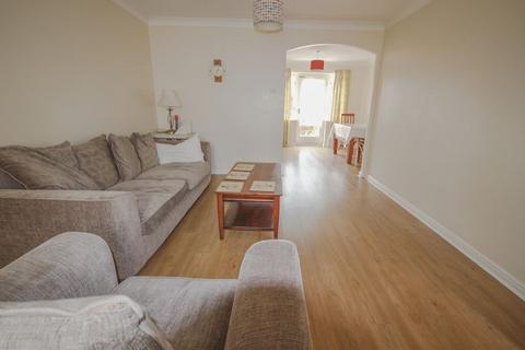 3 bedroom terraced house to rent, Trinity Mews, Thornaby, Stockton-On-Tees, TS17 6BQ
