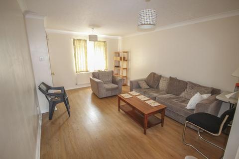 3 bedroom terraced house to rent, Trinity Mews, Thornaby, Stockton-On-Tees, TS17 6BQ