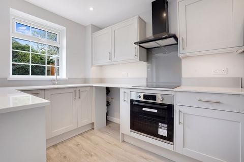 3 bedroom property to rent, St. Johns Way, Rochester