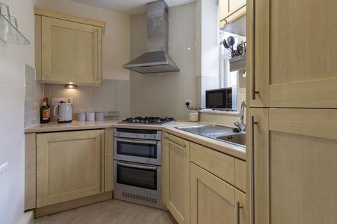 2 bedroom apartment for sale, 7 Porter Apartments, Haworth Close, Savile Park, HX1 2NL