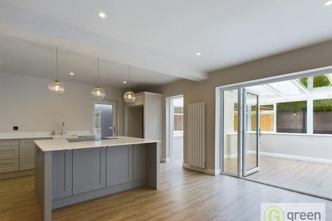 136 Gibbons Road, Sutton Coldfield, B75 5HD