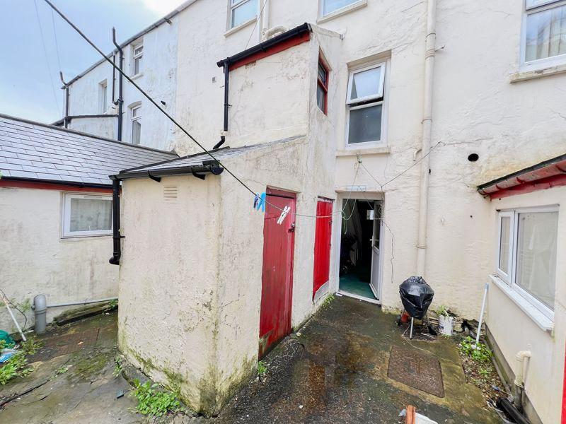 4 Murrays Road,...