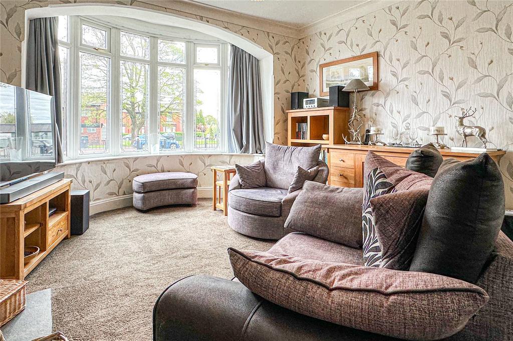 House in Oldham - View 2