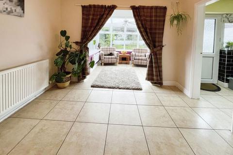 40 Cotswold Crescent, Bury, BL8 1QP