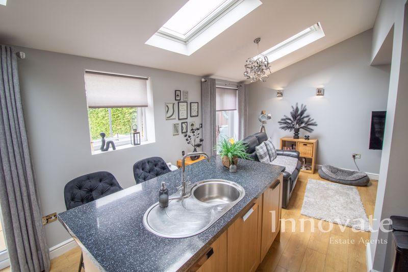 Hall Green Road, West Bromwich B71 4 bed semidetached house for sale