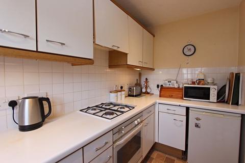 2 bedroom terraced house for sale, Pound Meadow, Hook RG27