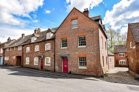 4 bedroom character property for sale, Church Street, Chesham