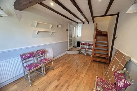 1 bedroom cottage for sale, St. Marys Steps, Bridgnorth WV16