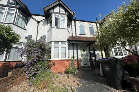 3 bedroom terraced house to rent, Marsham Lane, Gerrards Cross