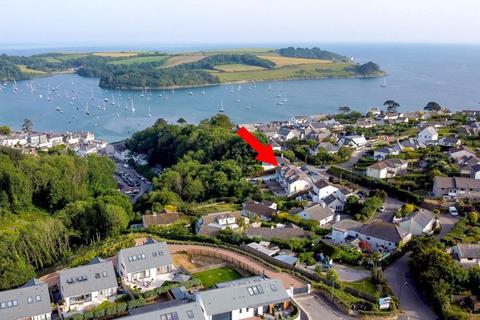 4 bedroom end of terrace house for sale, Newton Road, St Mawes