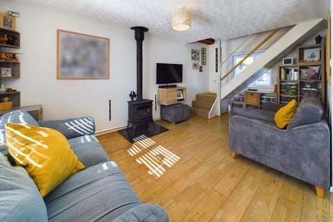 3 bedroom end of terrace house for sale, Angarrack, Hayle - A generous size house