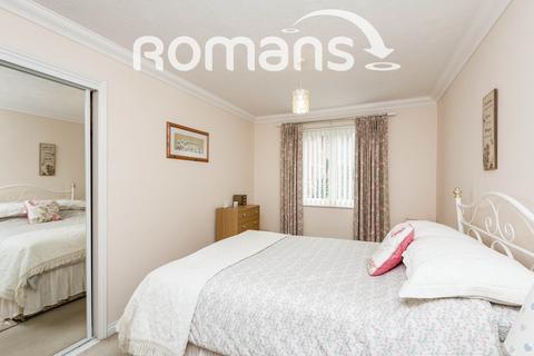 1 bedroom apartment to rent, Fern Hill Lodge, Farnborough, GU14