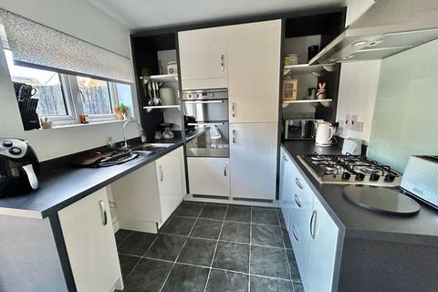 3 bedroom semi-detached house for sale, White Chapel Row, Cinderford GL14