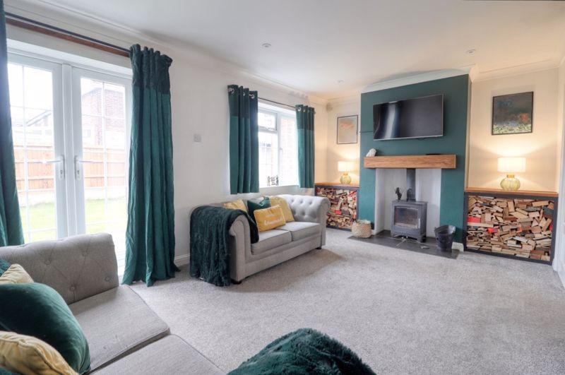 Jeffrey Lane, Belton 4 bed semidetached house £230,000